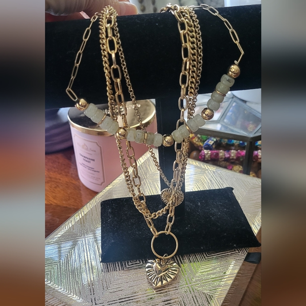 Gold Layered Necklace with Heart Pendant - Picture 4 of 5
